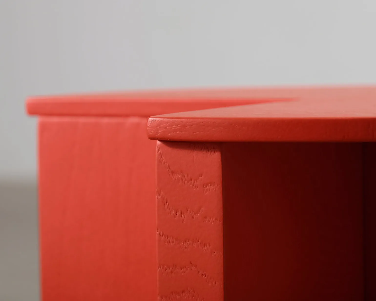 Fogia Supersolid Object 2 sidobord röd