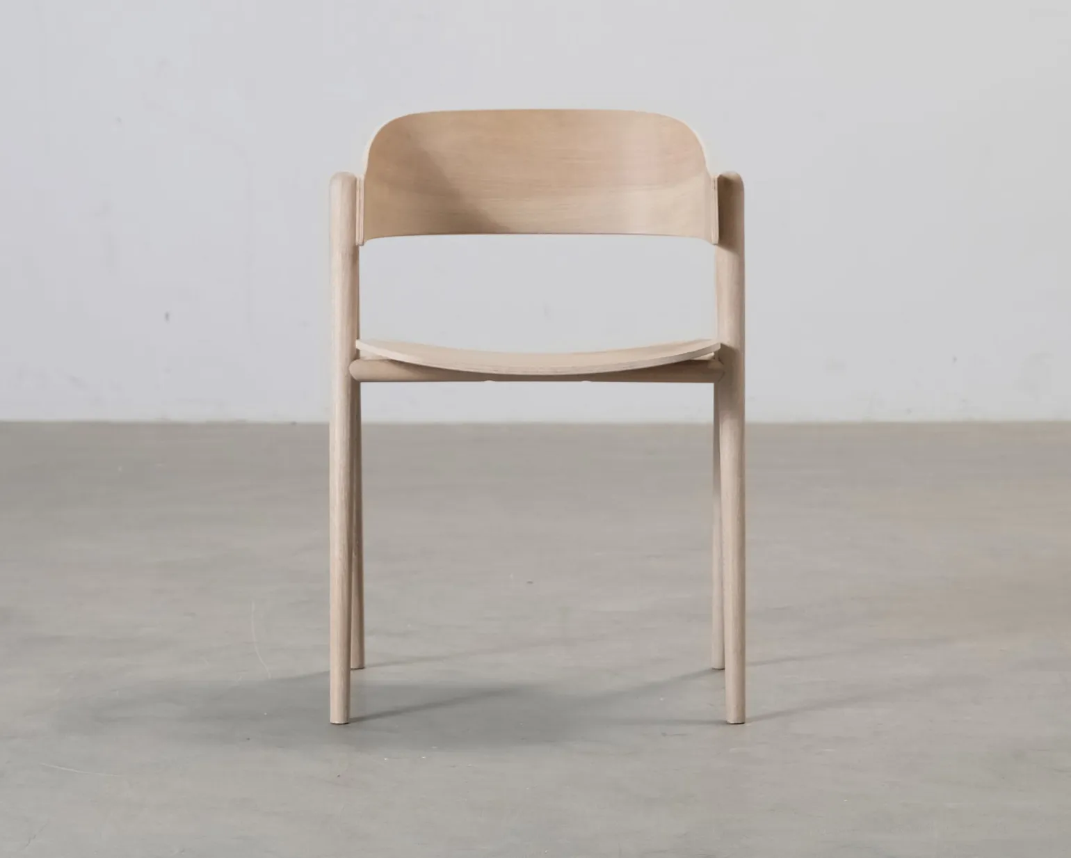 Forms & Objects Hennie matstol i ek
