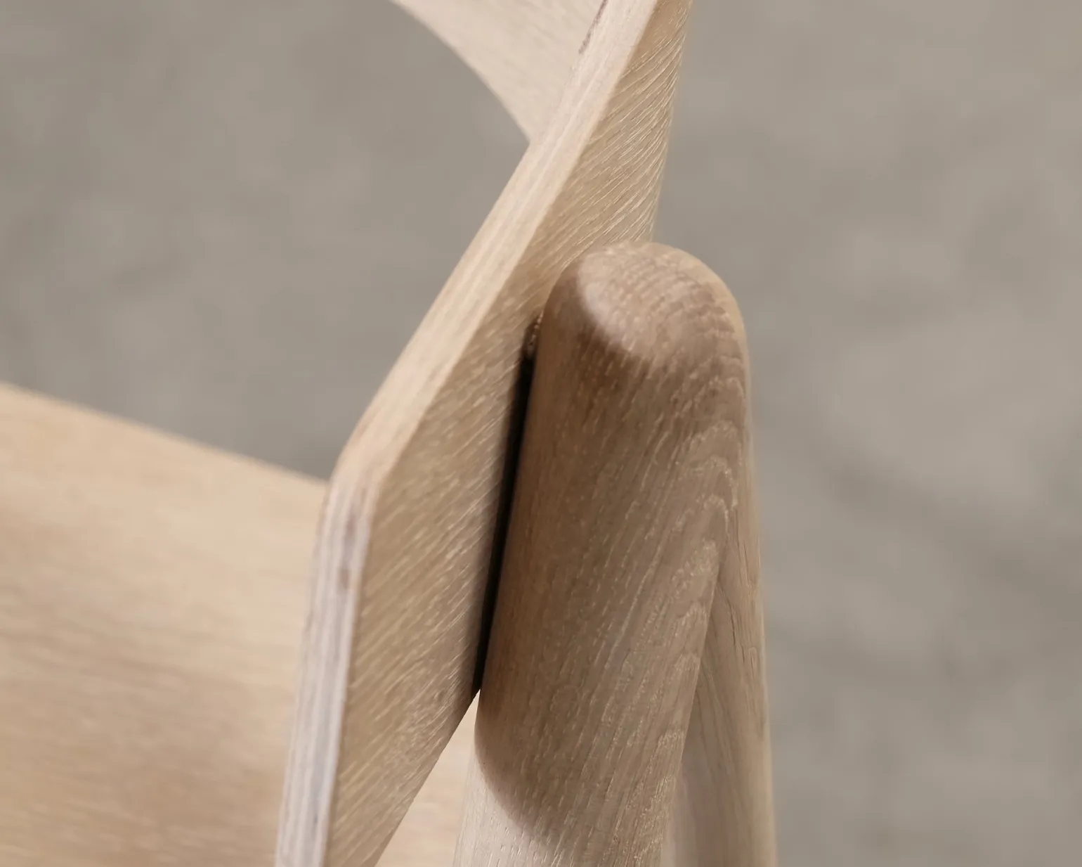 Forms & Objects Hennie matstol i ek
