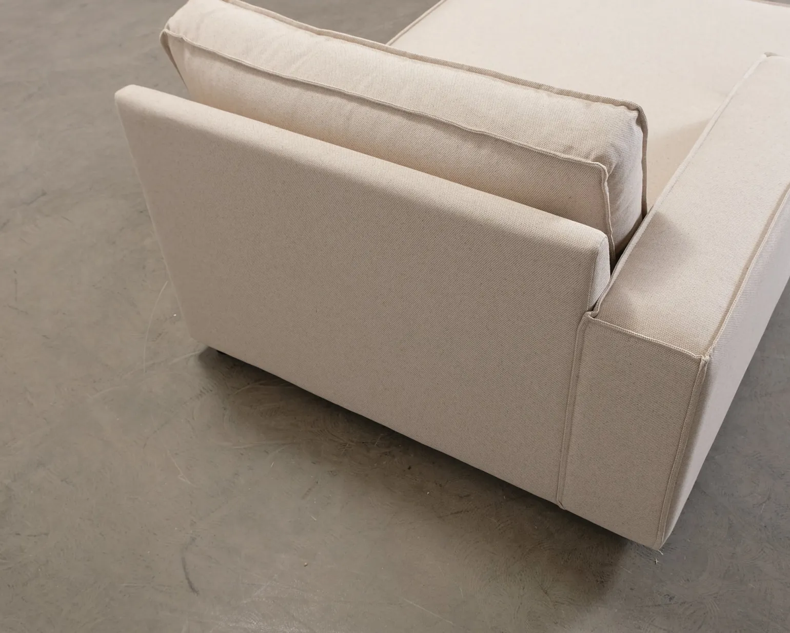 Forms & Objects Olivia schäslong
