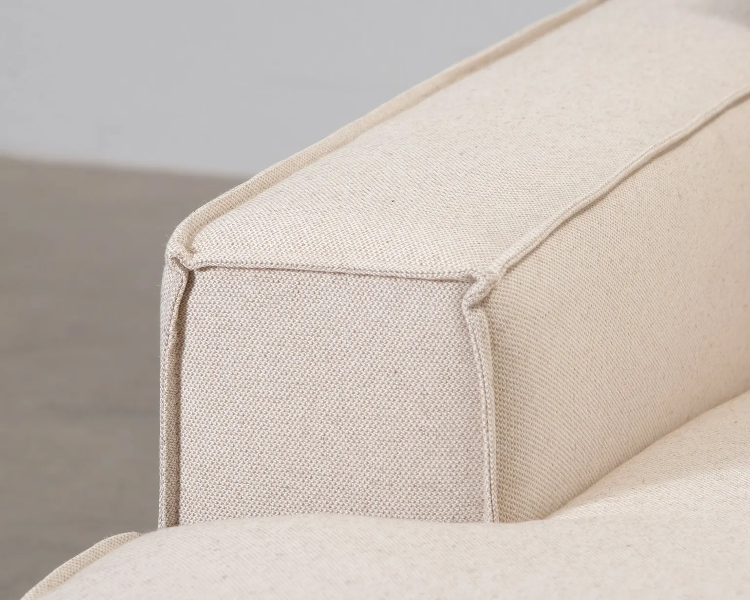 Forms & Objects Olivia schäslong