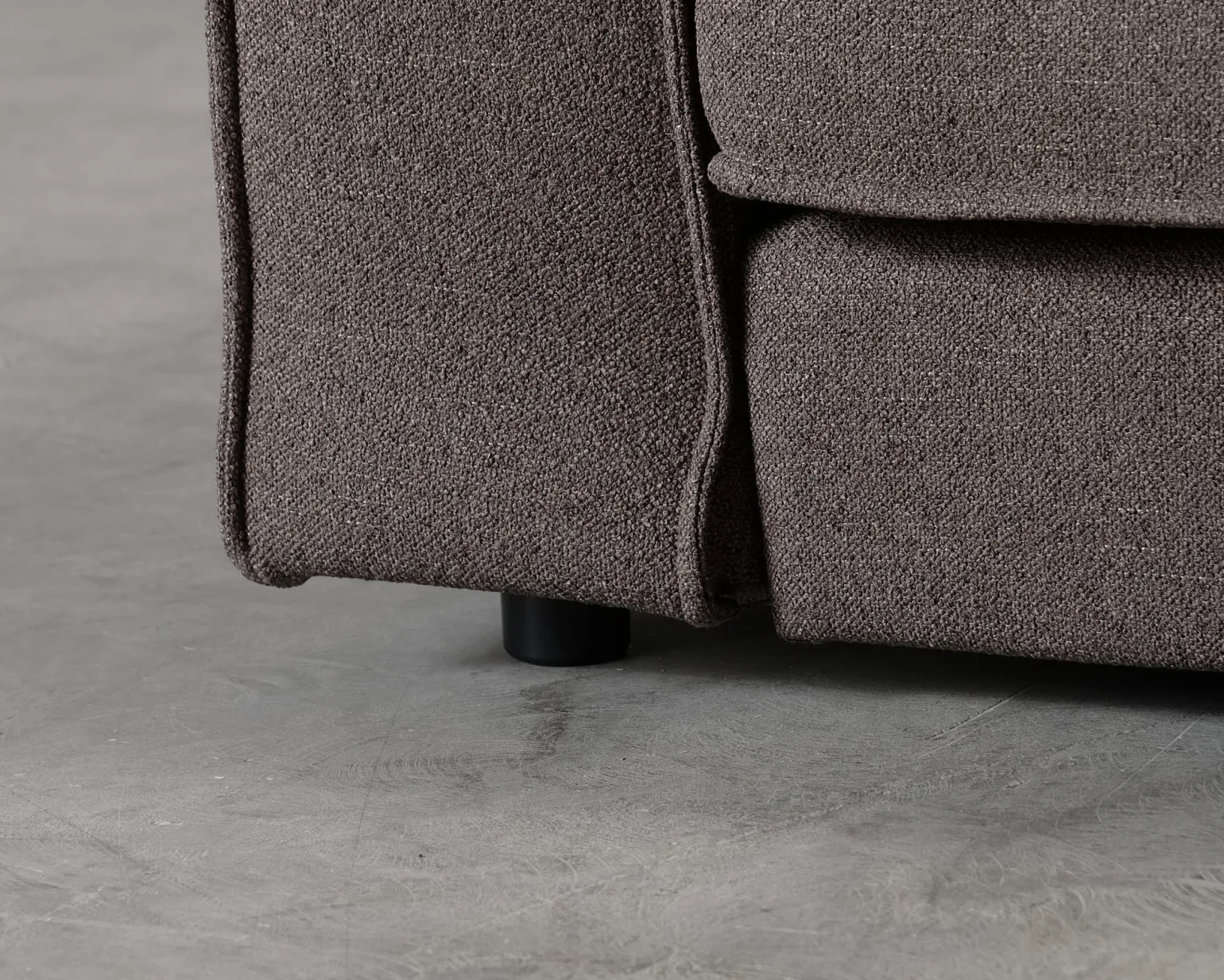 Forms & Objects Olivia 3-sits soffa brun
