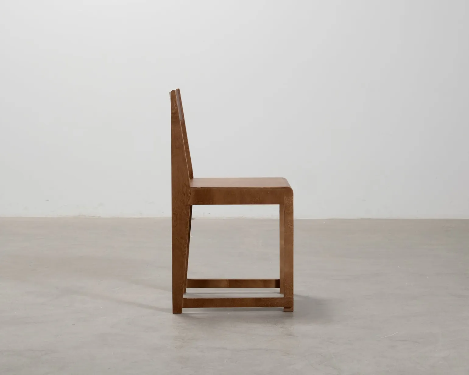 FRAMA Chair 01 matstol
