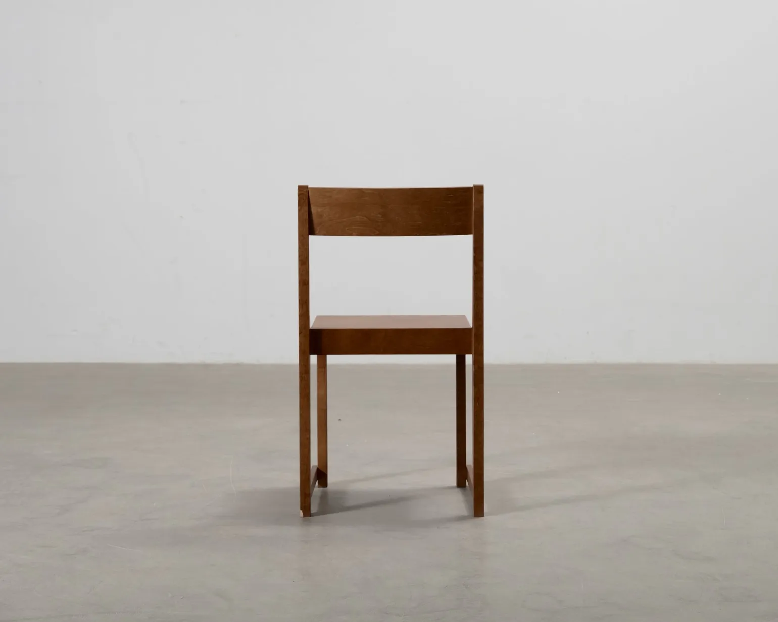 FRAMA Chair 01 matstol