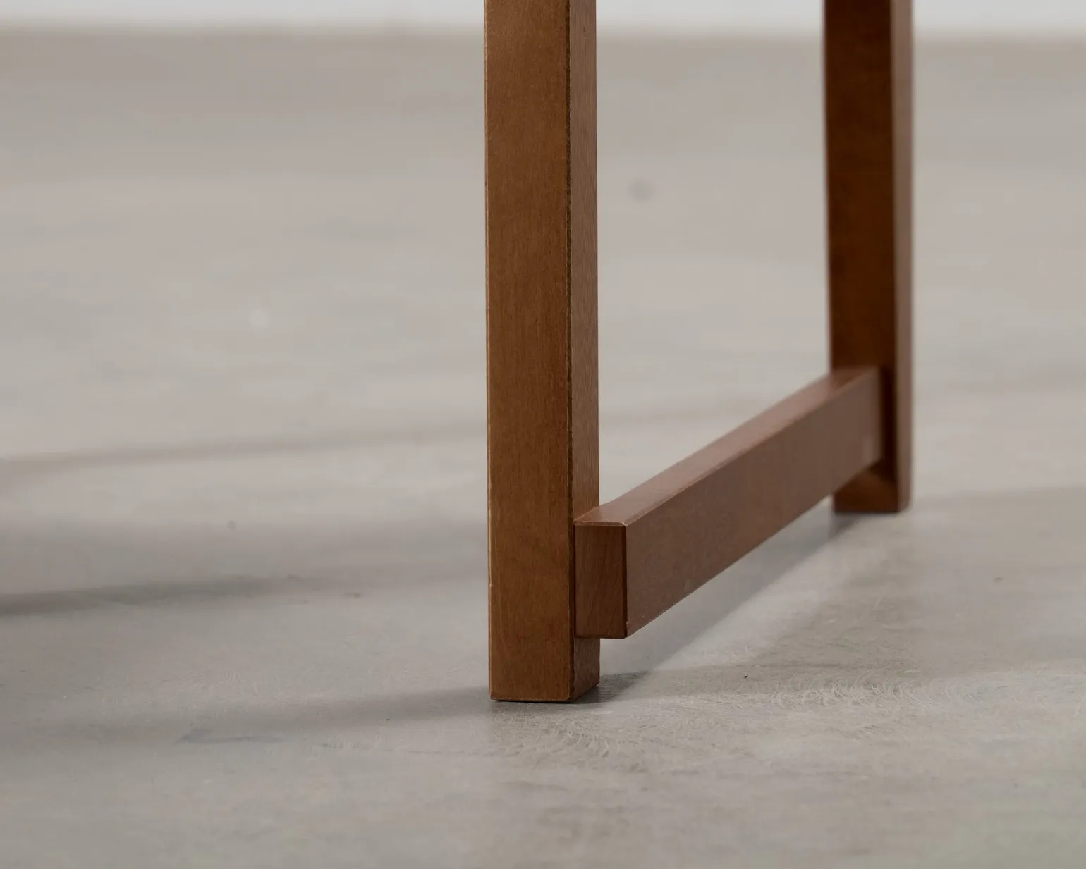 FRAMA Chair 01 matstol