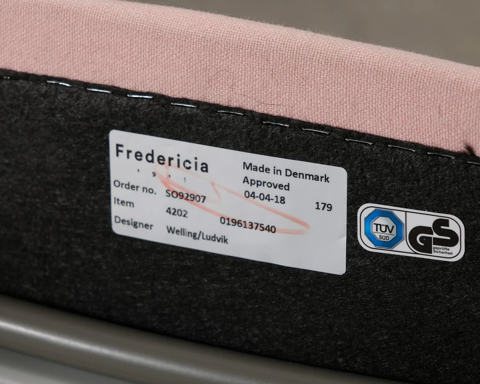 Fredericia Furniture Pato 4 stol rosa
