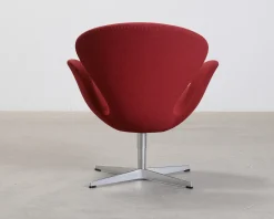 Fritz Hansen Swan 3220 fåtölj röd
