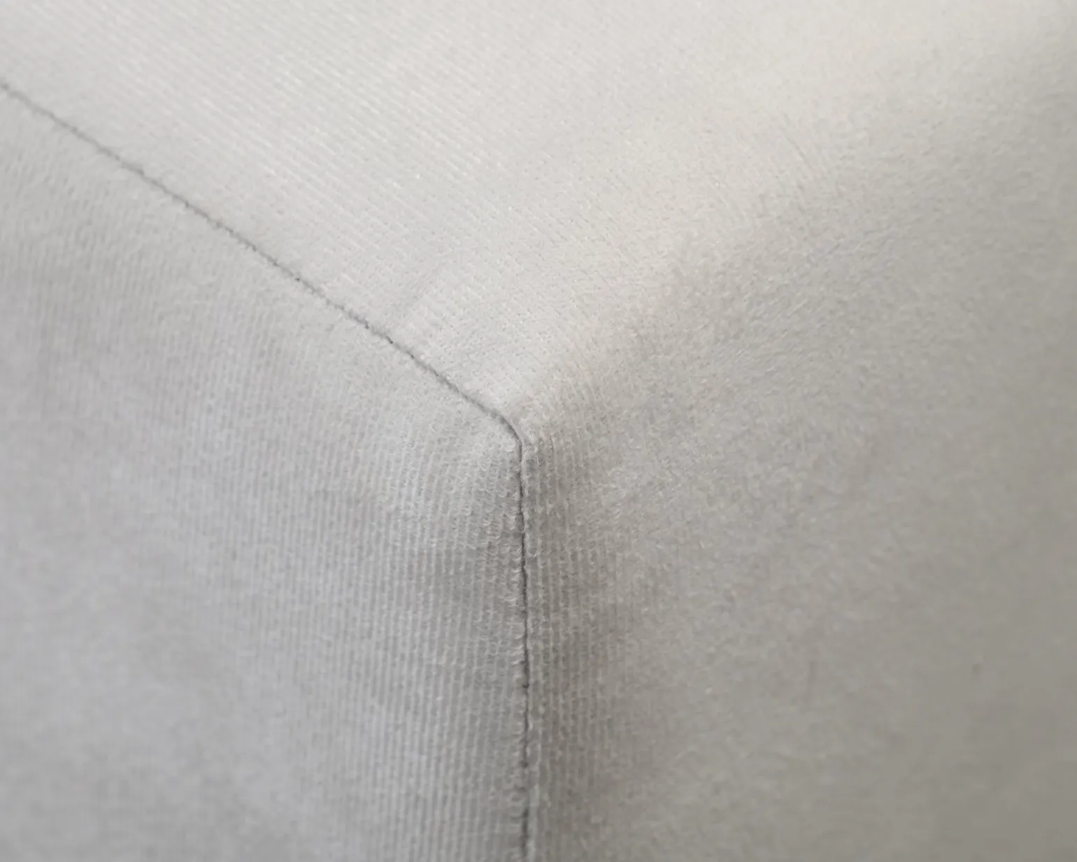 Frodsham säng 90 cm ljusgrå