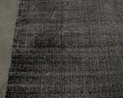 Furninova ullmatta 140 x 200 cm svartvit
