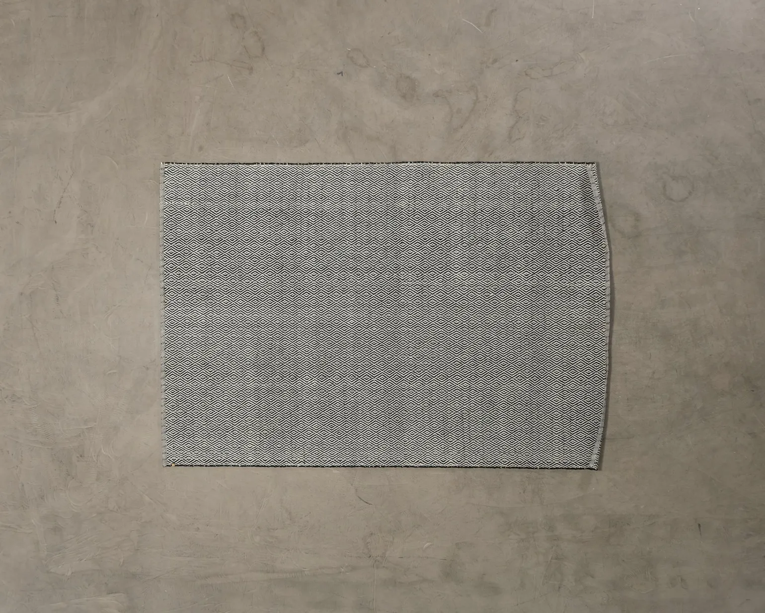 GOF Bullo Diamond matta 160 x 230 cm svartvit