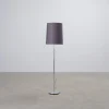 Golvlampa grå