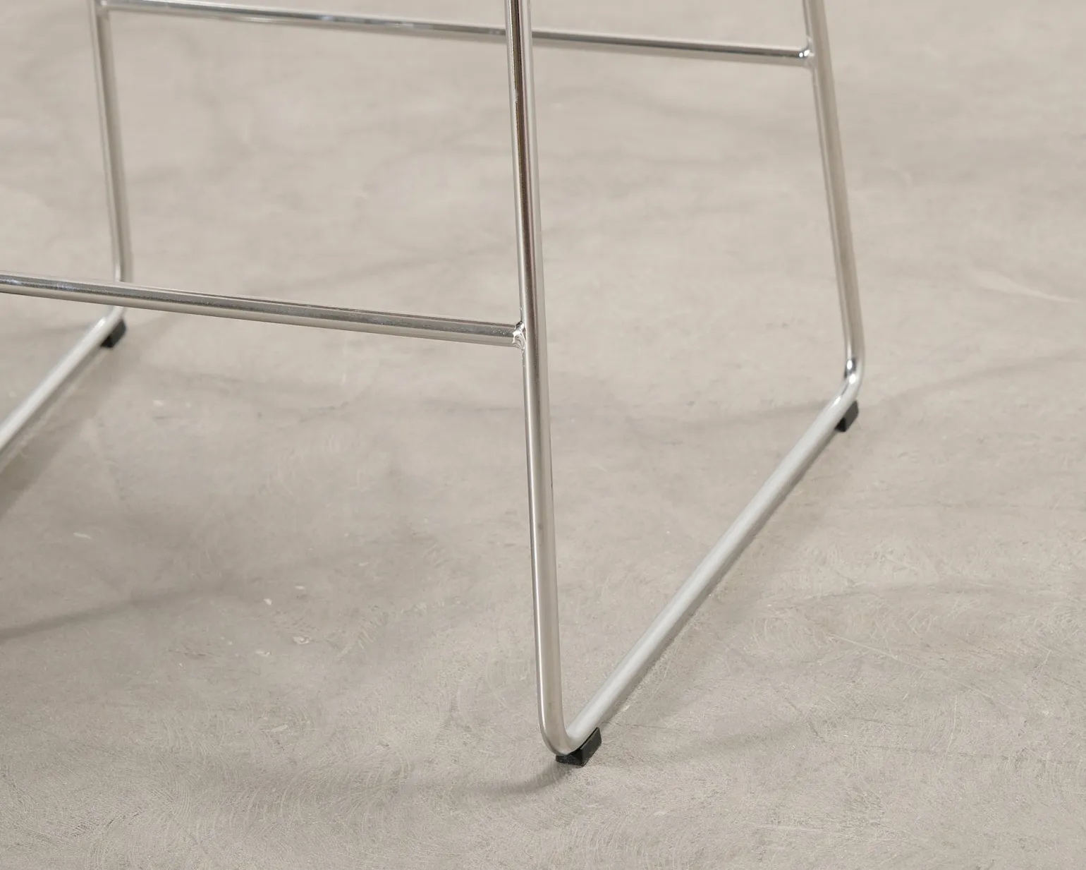 GUBI 3D barstol beige