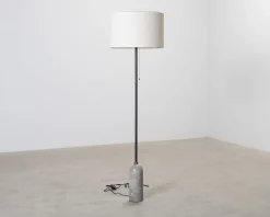 Gubi Gravity golvlampa grå marmor / canvas