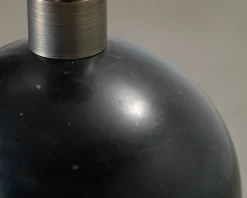 Gubi Gravity lampfot svart