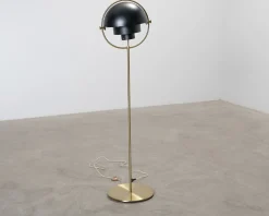 Gubi Multi-Lite golvlampa mässing / svart