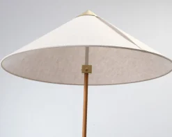 GUBI Tynell 9602 golvlampa canvas / mässing