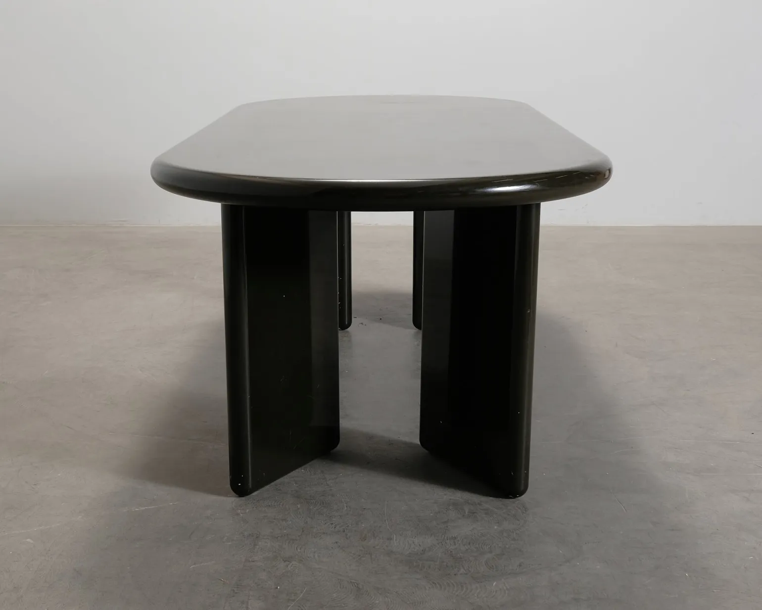 Gustaf Westman Chunky matbord svart
