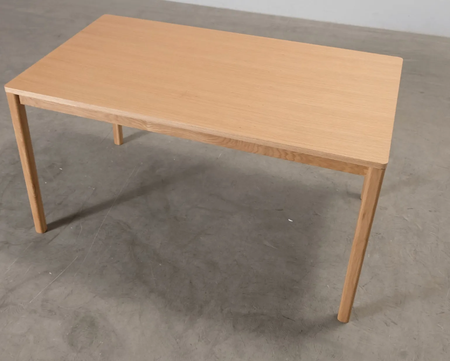 Hübsch Acorn matbord ek