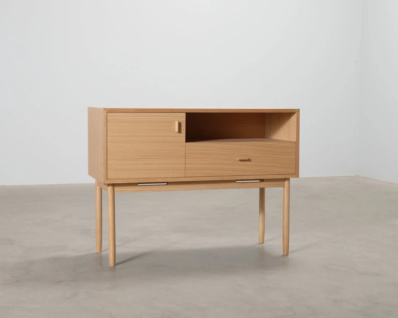 Hübsch Cube sideboard ek