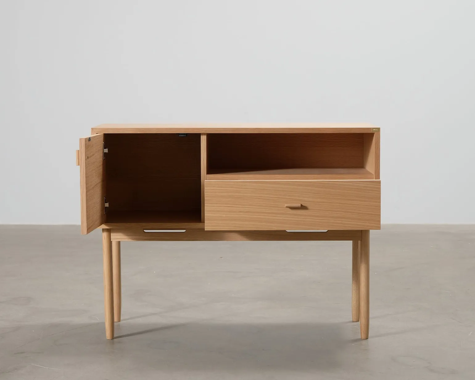 Hübsch Cube sideboard ek