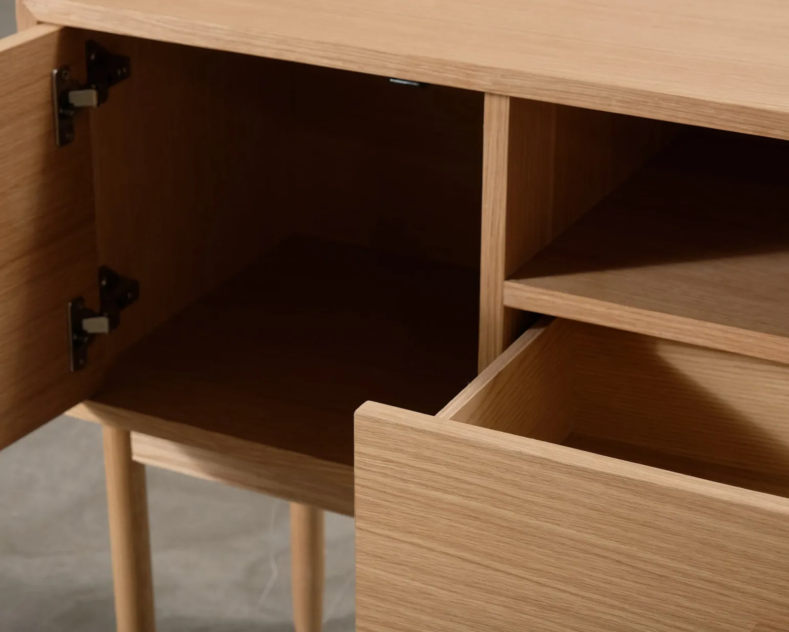 Hübsch Cube sideboard ek