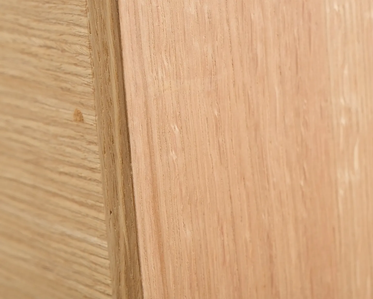 Hübsch Herringbone nattduksbord ek