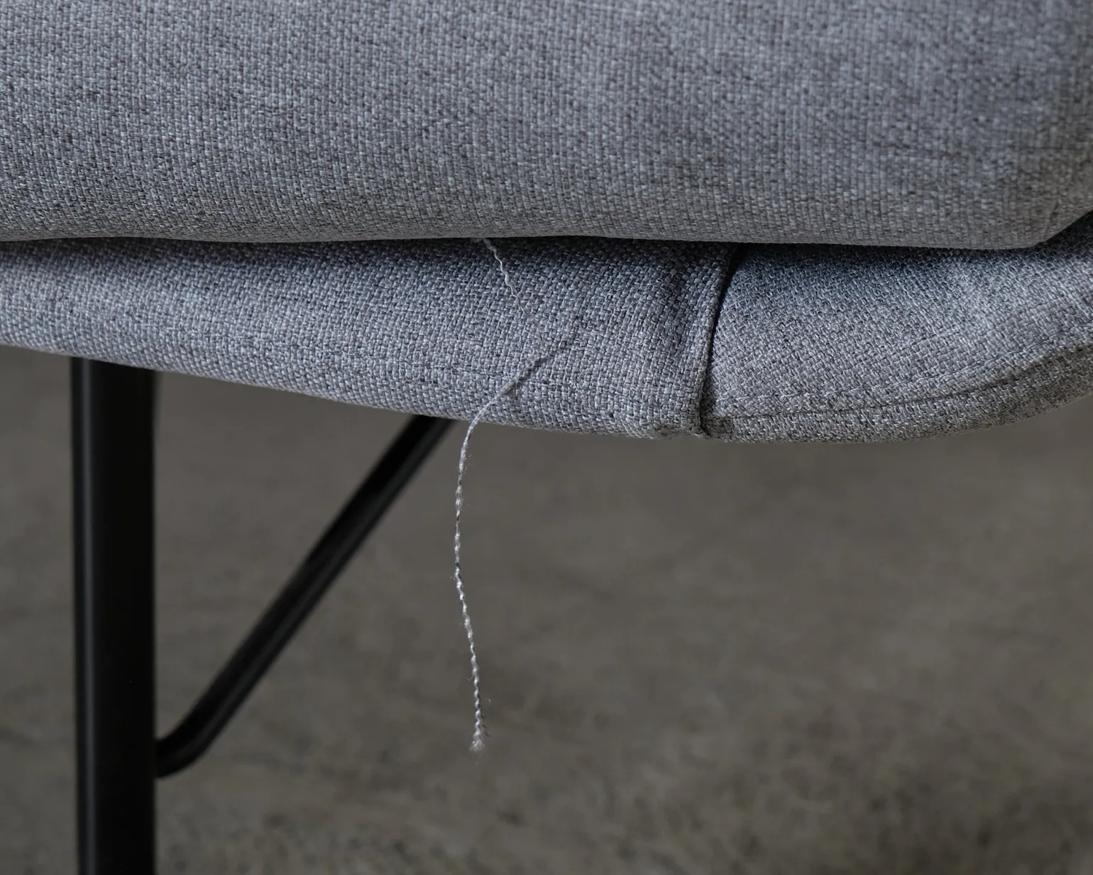 Herman Miller Striad Lounge 2-sits soffa ljusblå