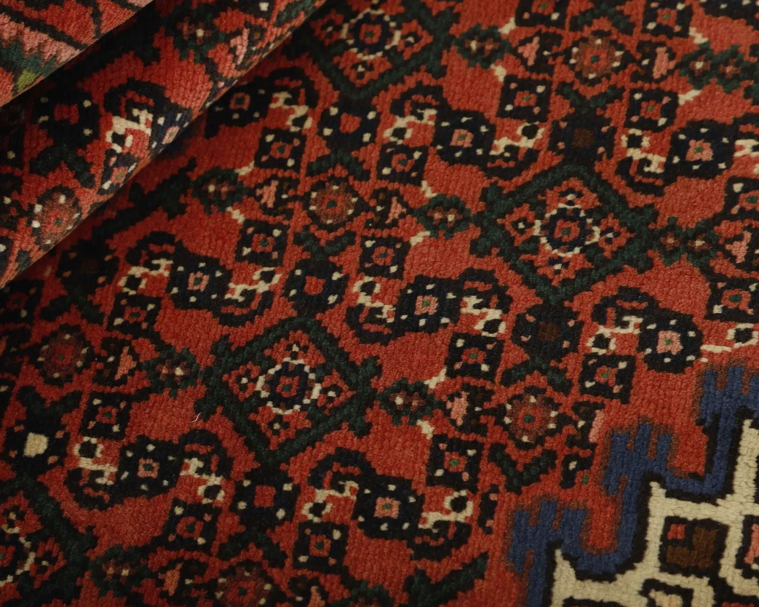 Hosseinabad orientalisk matta 115 x 138 cm