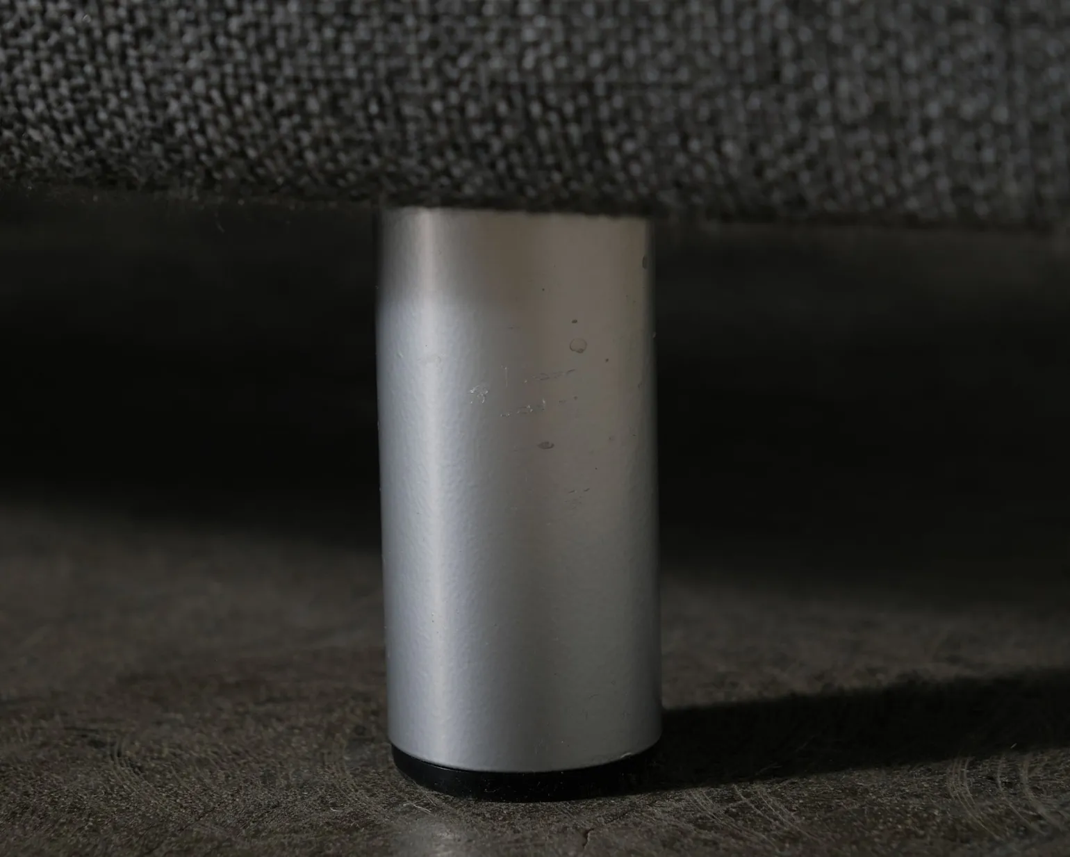 Interface 2-sits soffa mörkgrå