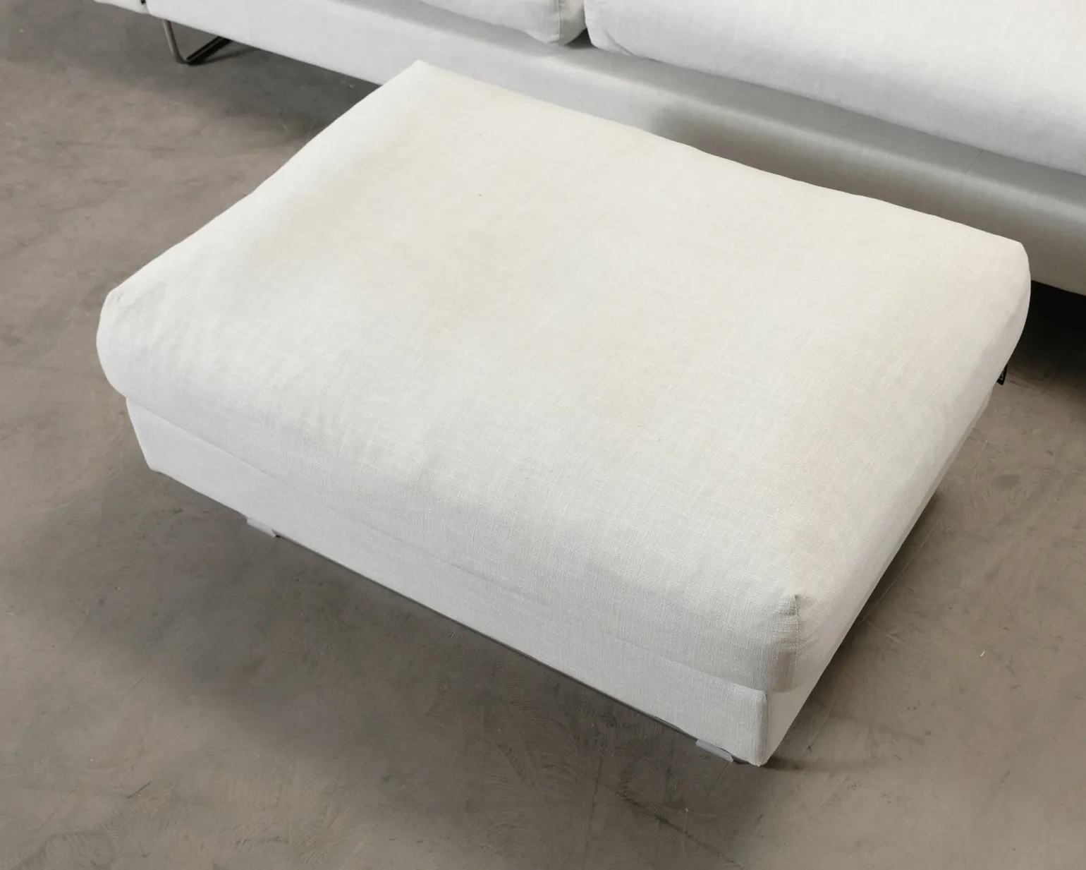 Isku Free 2,5-sits soffa med fotpall