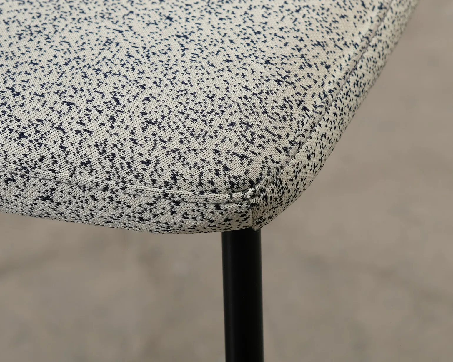Johanson Design Frankie 08 stol ljusgrå