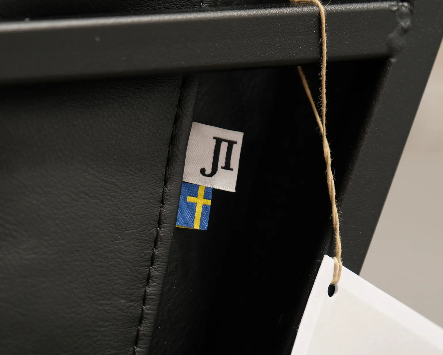Jonas Ihreborn Seventy Five fåtölj svart