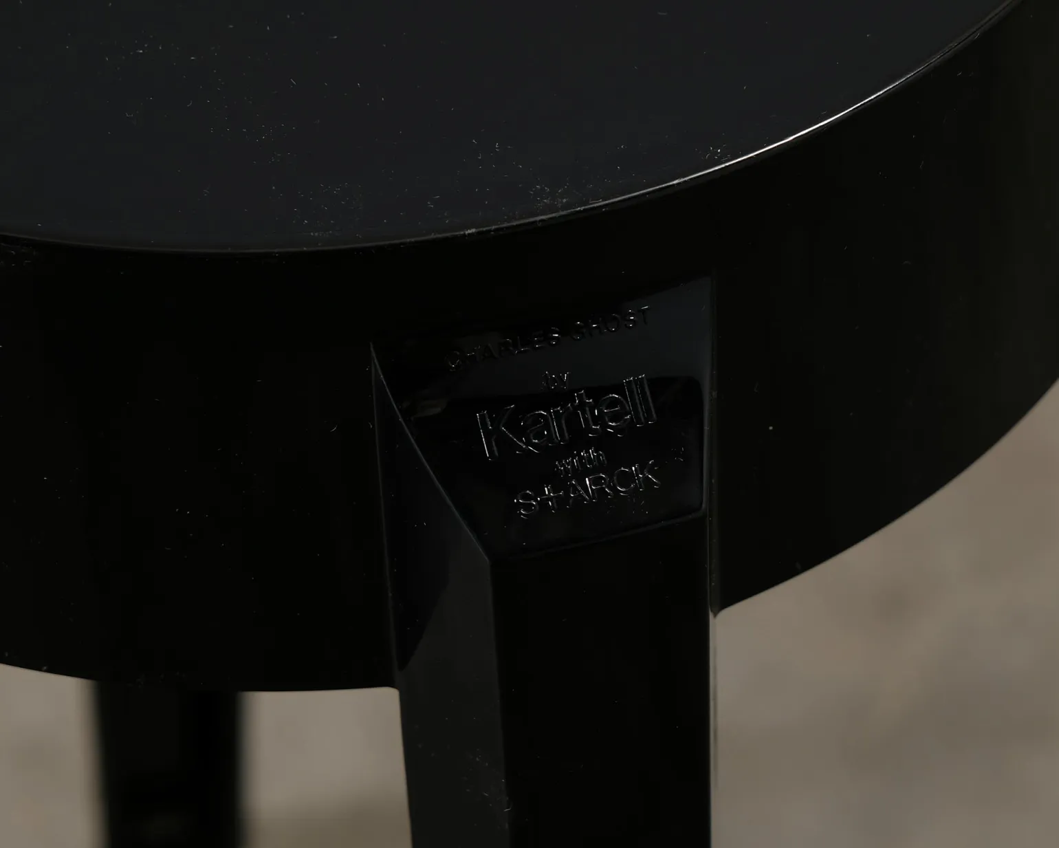 Kartell Charles Ghost stol svart