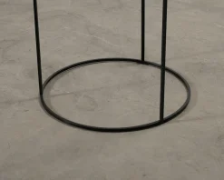 Klädställ i metall svart