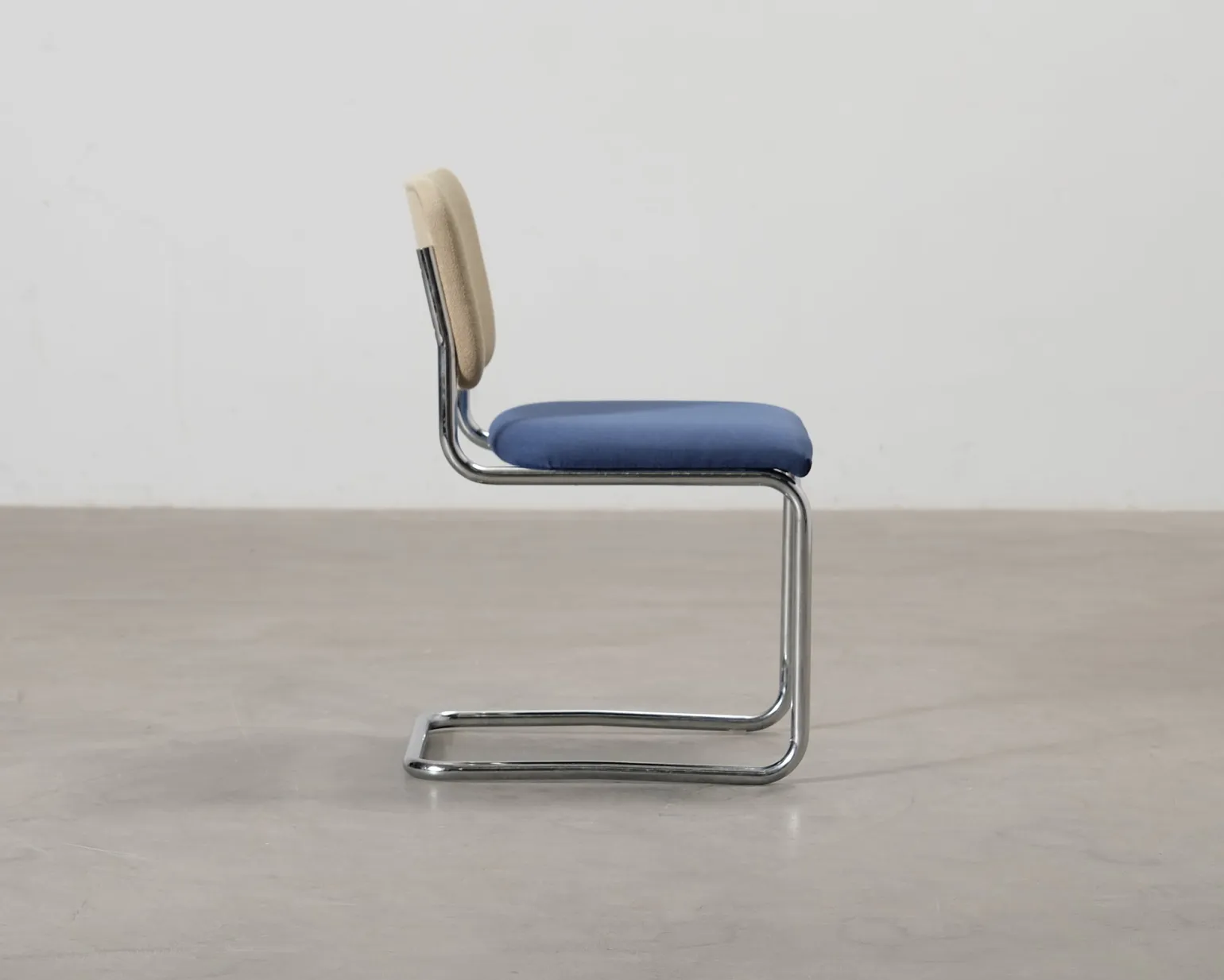 Knoll Cesca stol blå / beige