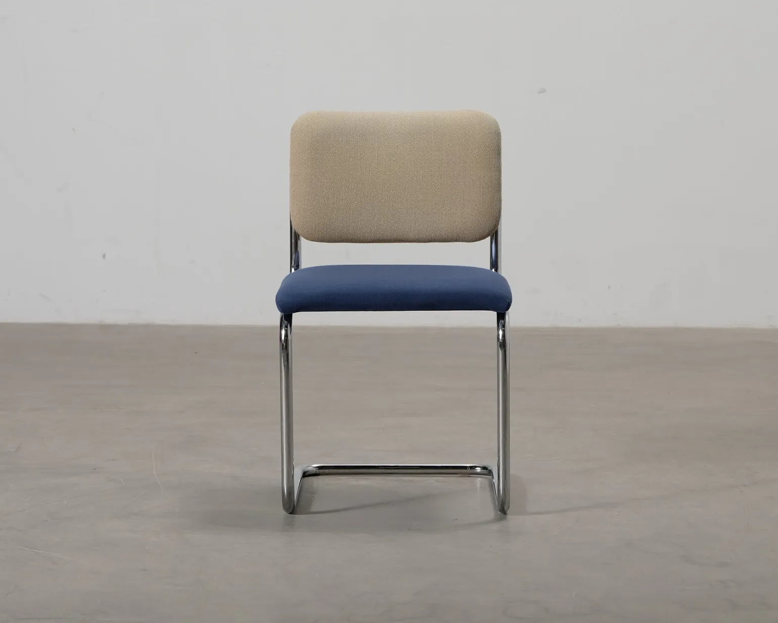Knoll Cesca stol blå / beige