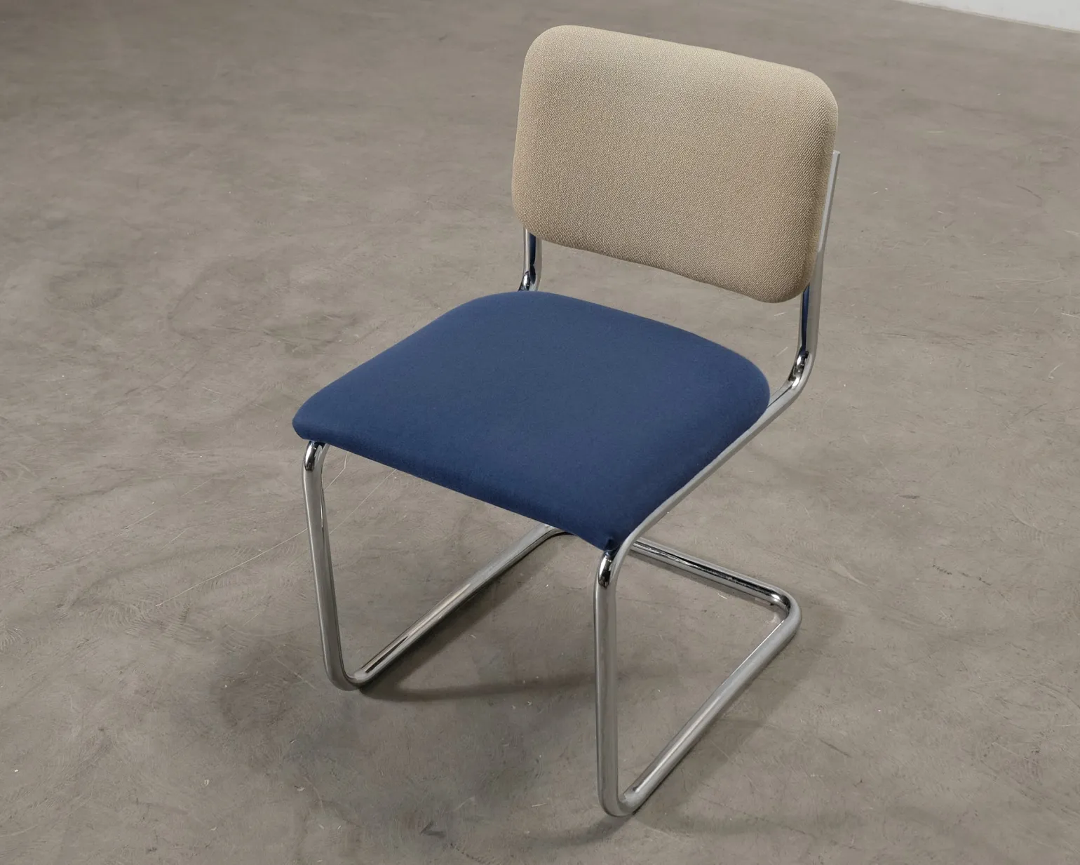 Knoll Cesca stol blå / beige
