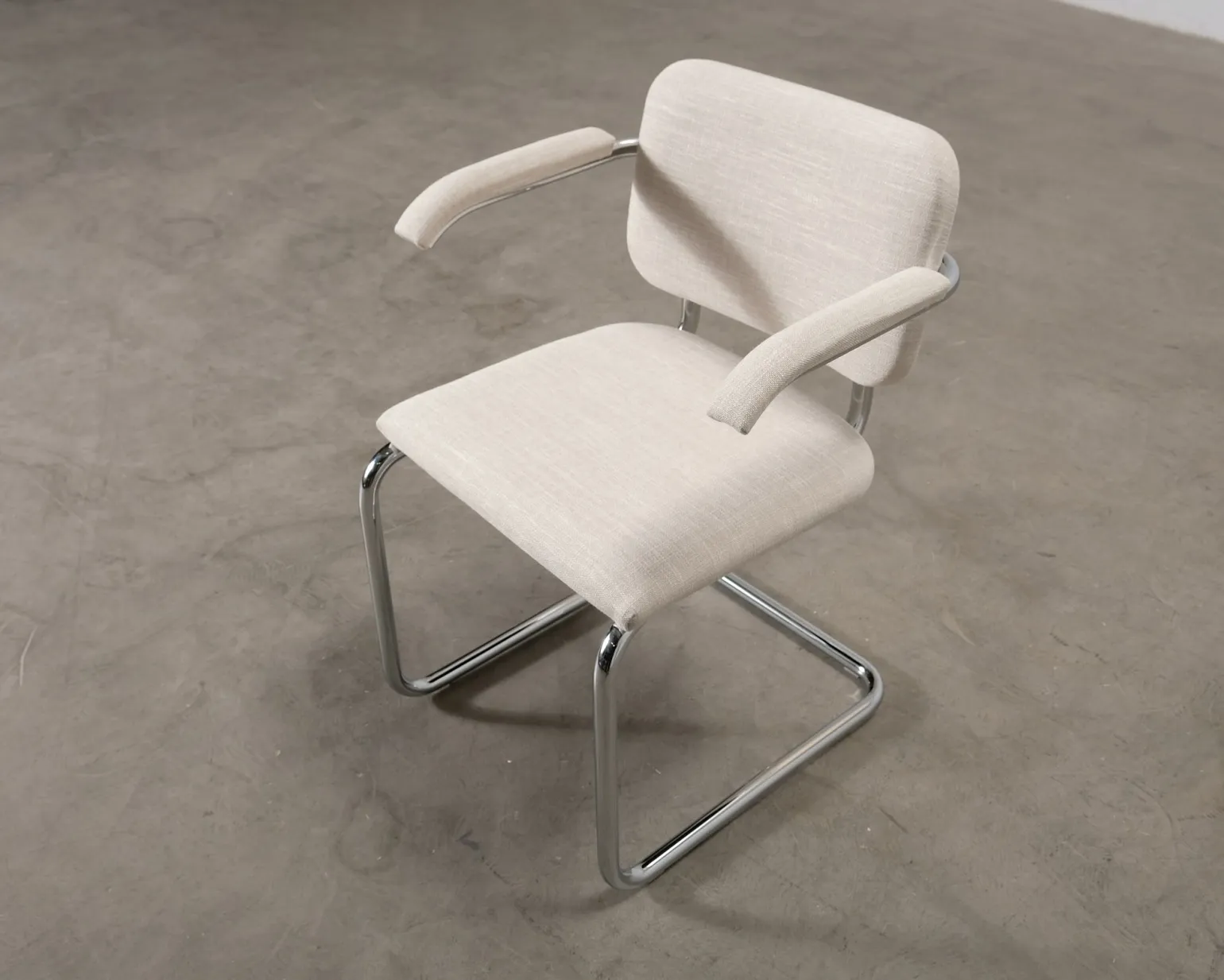 Knoll Cesca stol med armstöd beige