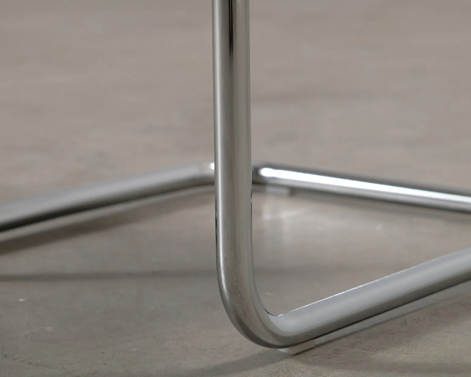 Knoll Cesca stol med armstöd beige
