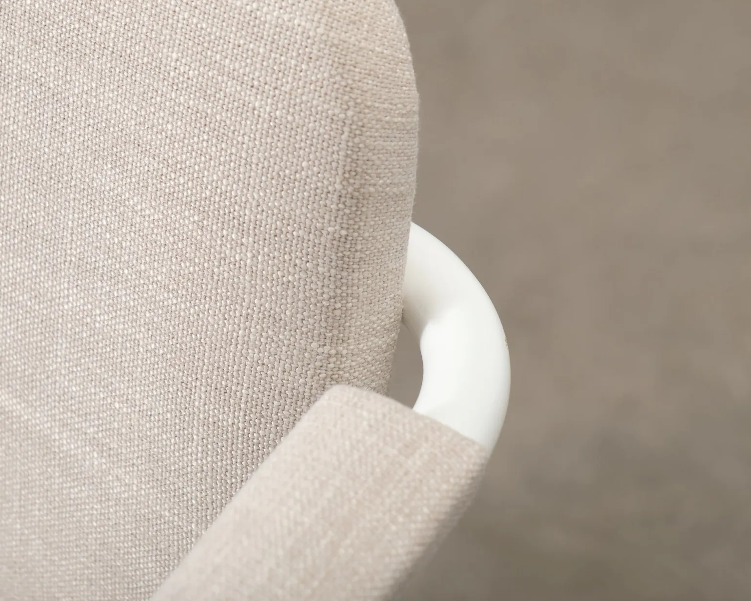 Knoll Cesca stol med armstöd beige / vit