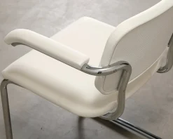 Knoll Cesca stol med armstöd vit