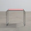 Knoll Laccio sidobord röd