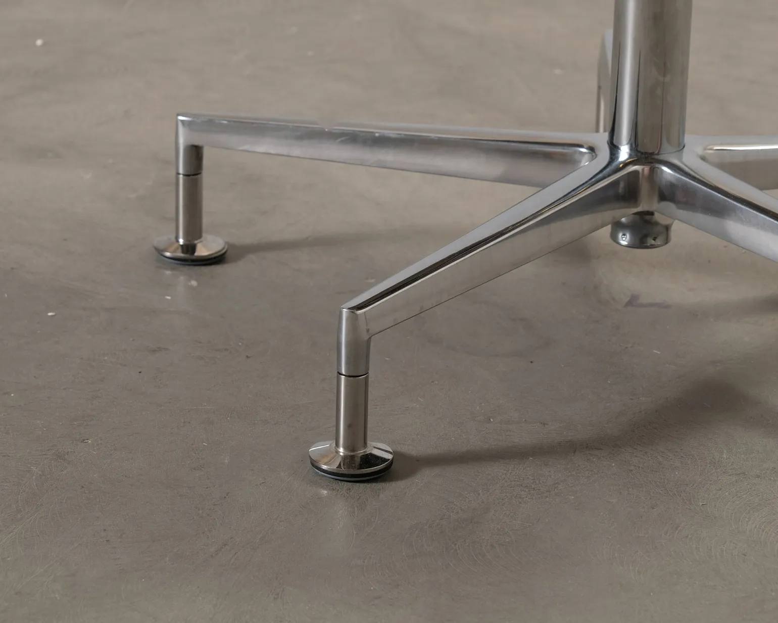 Lammhults Carousel kontorsstol brun / beige