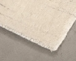 Layered Circular ullmatta 220 x 350 cm Bone White