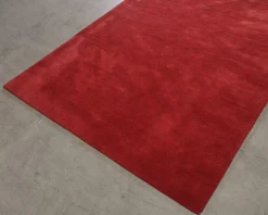 Layered Classic Solid ullmatta 200 x 300 cm röd
