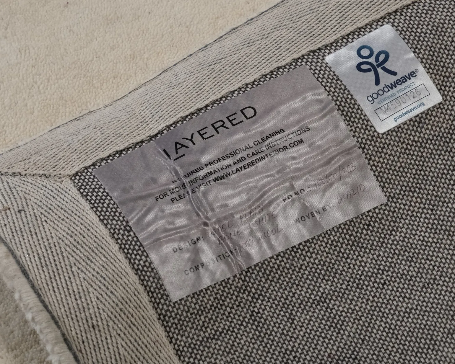 Layered Classic Solid Wool ullmatta 300 x 400 cm Bone White