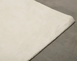 Layered Classic Solid Wool ullmatta 300 x 400 cm Bone White