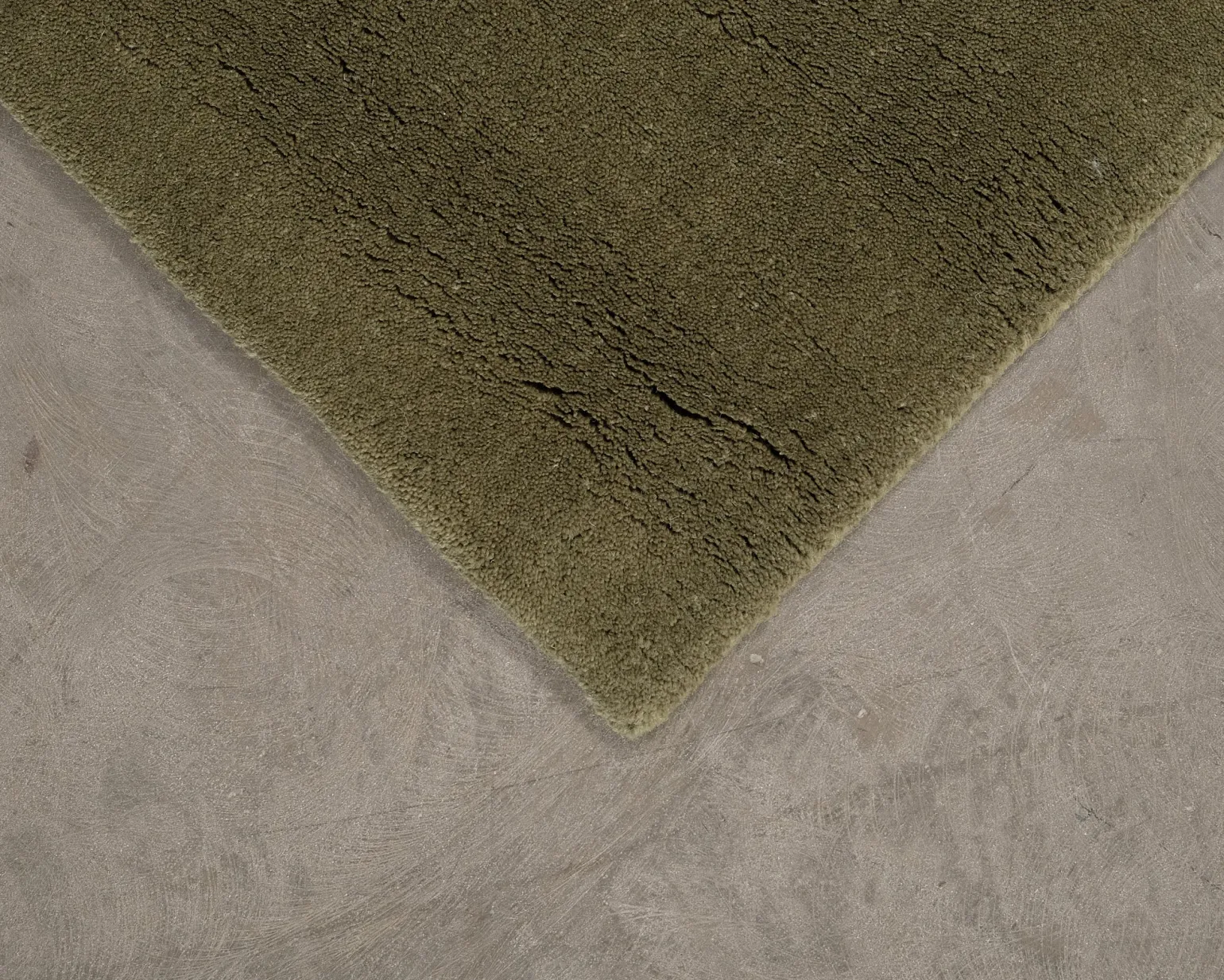 Layered Classic Solid Wool ullmatta 180 x 270 cm Capulet Olive