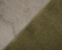 Layered Classic Solid Wool ullmatta 180 x 270 cm Capulet Olive