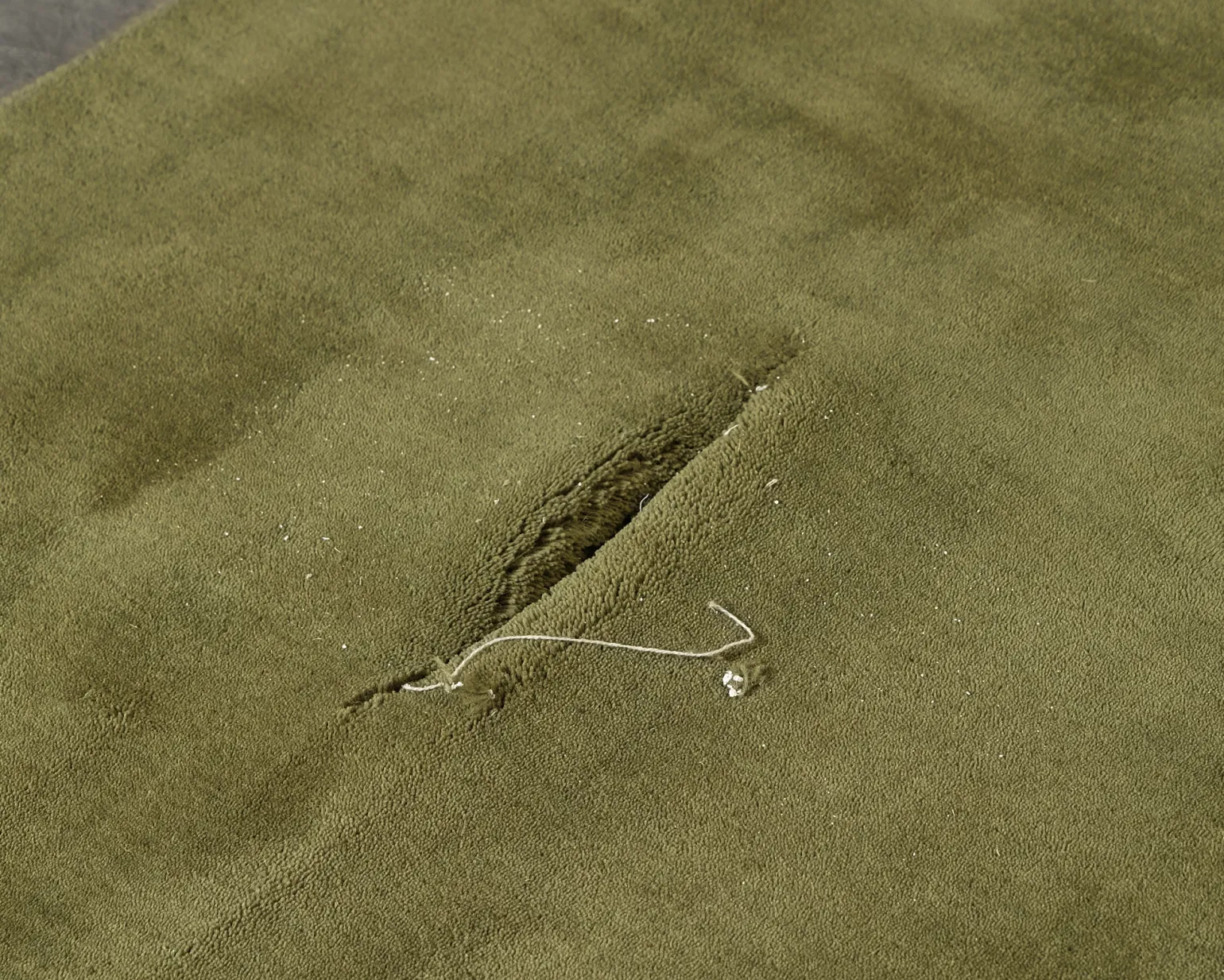 Layered Classic Solid Wool ullmatta 300 x 400 cm Capulet Olive